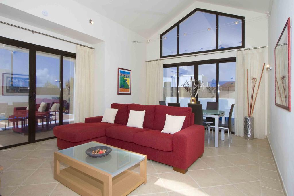 Three-Bedroom Villa Buganvilla