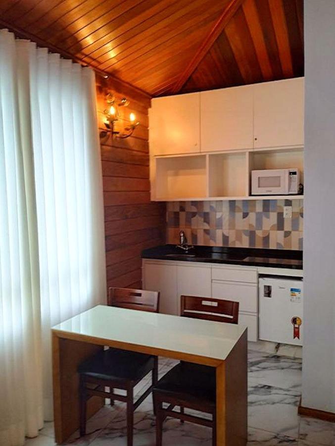 Deluxe Queen Suite