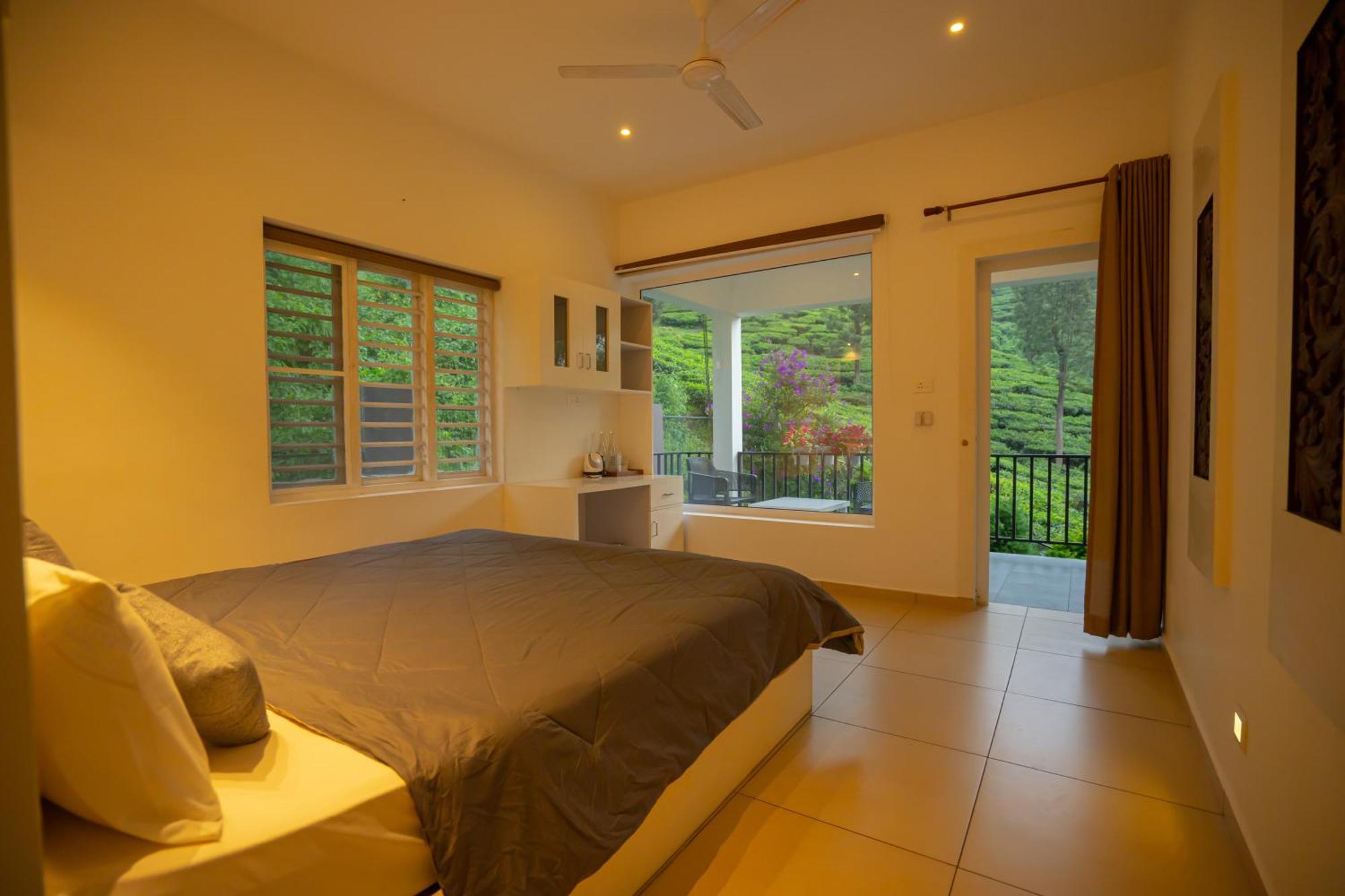 Superior Two-Bedroom with Tea plantation view