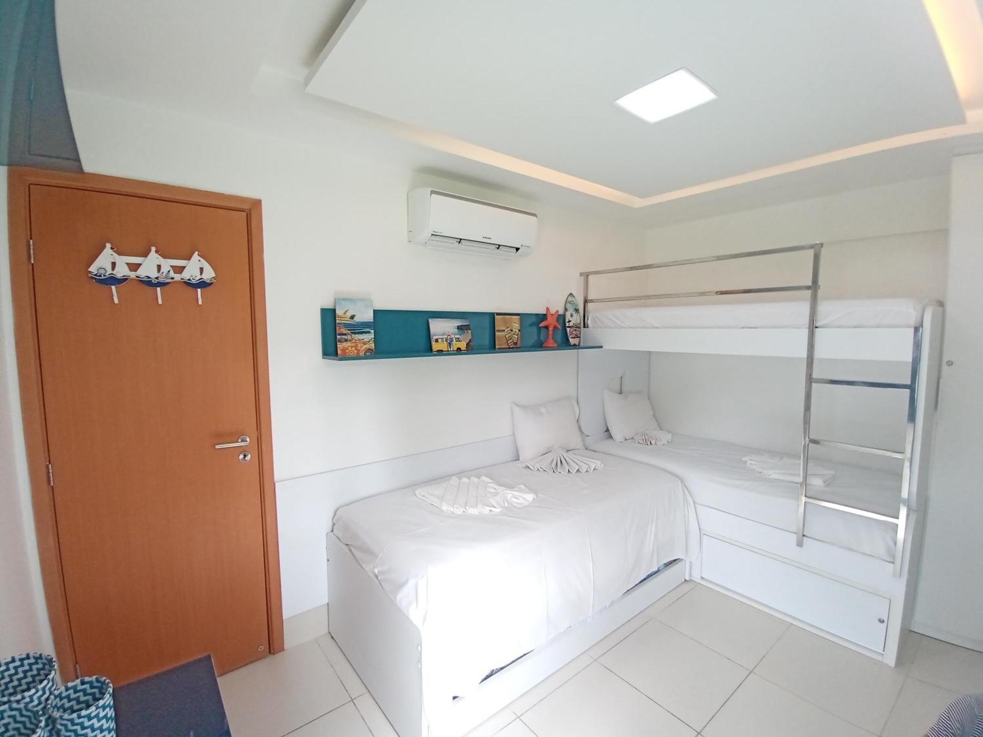 Apartamento com Vista da Piscina