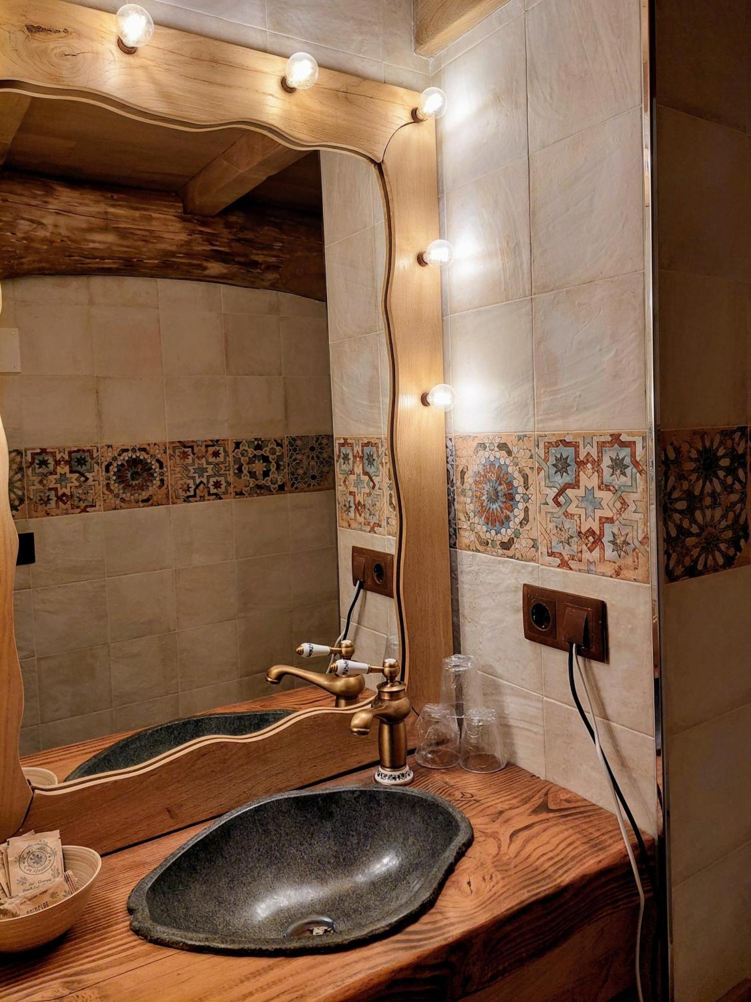 Family Room Private Bathroom