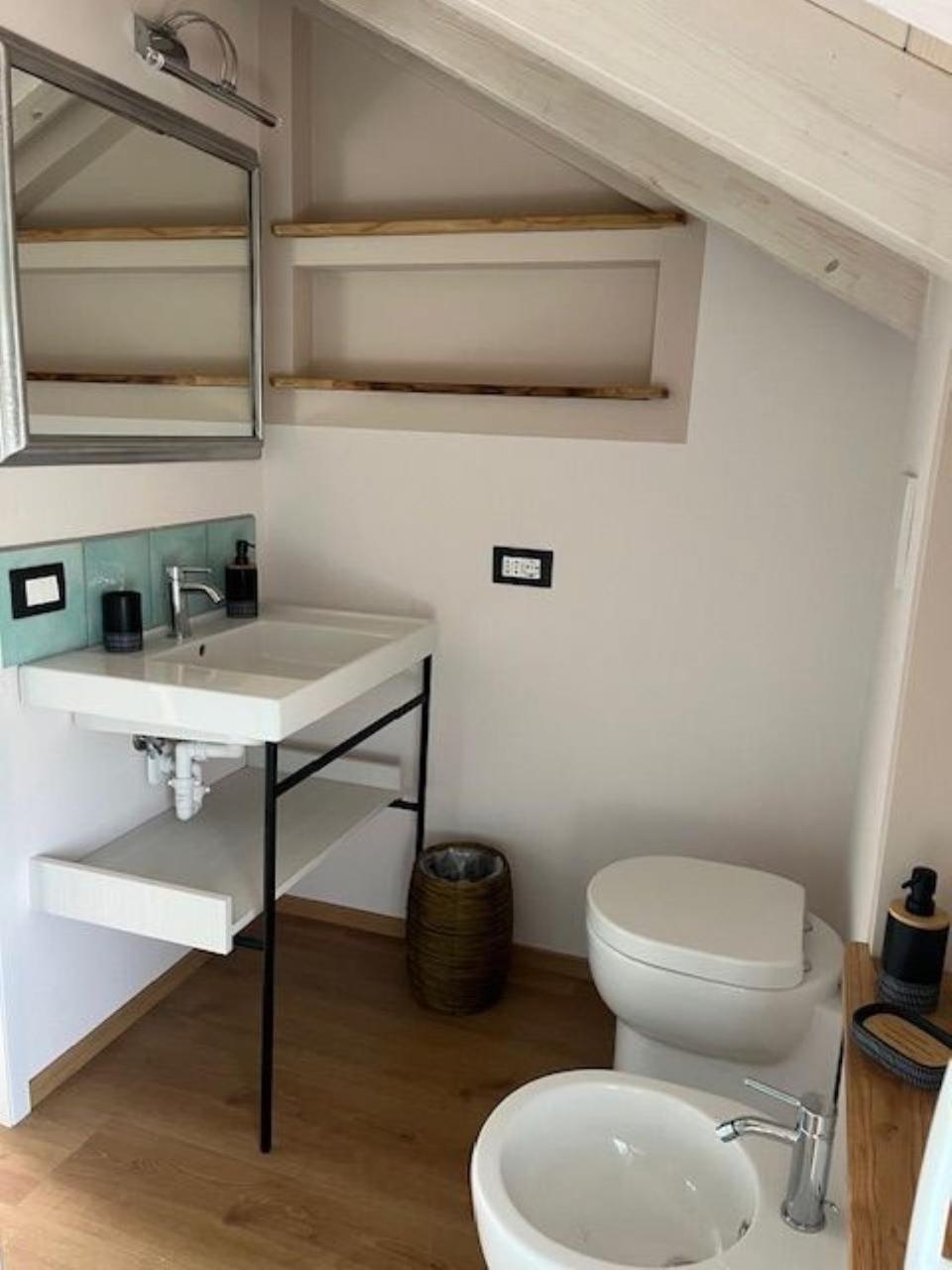 Double Room with Private Bathroom,1678658333:JPEG