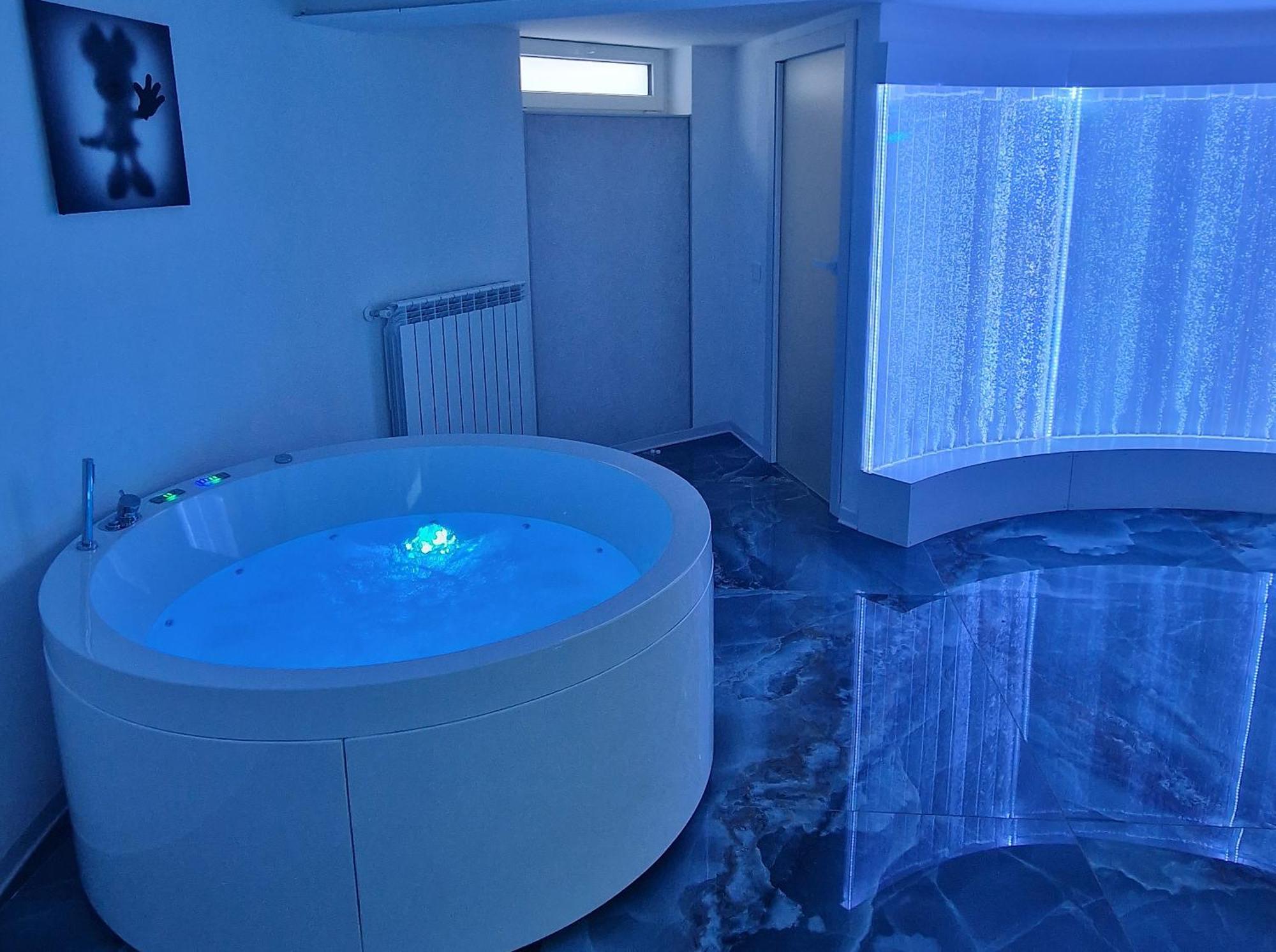 One-Bedroom Chalet,1737104641:JPEG