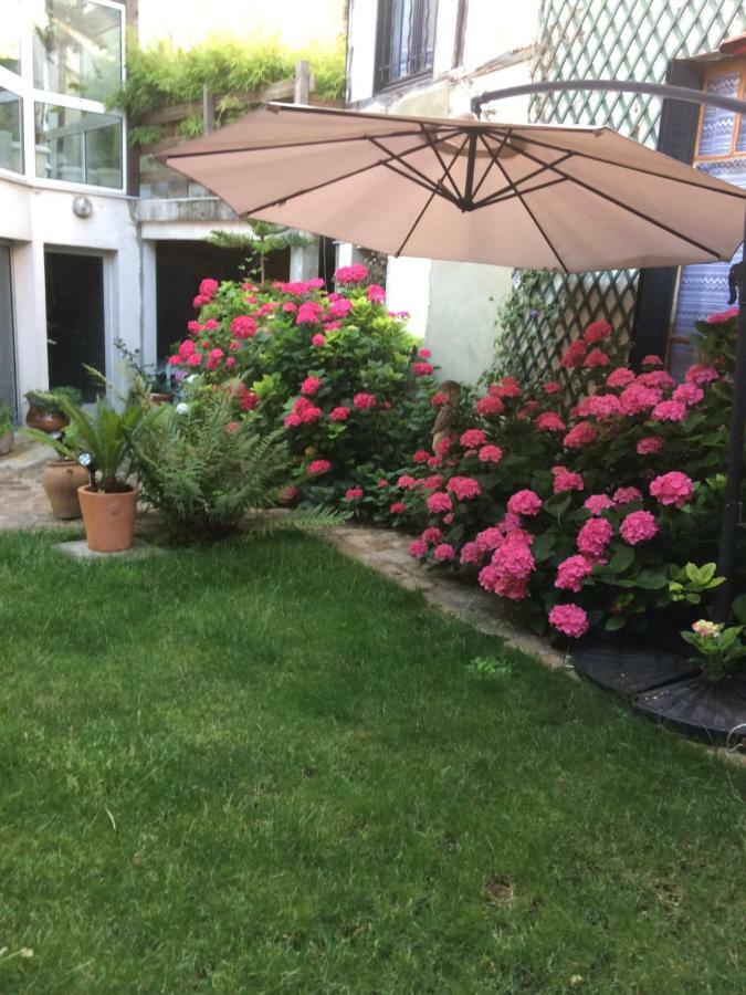 One-Bedroom Apartment,1204275577:JPEG