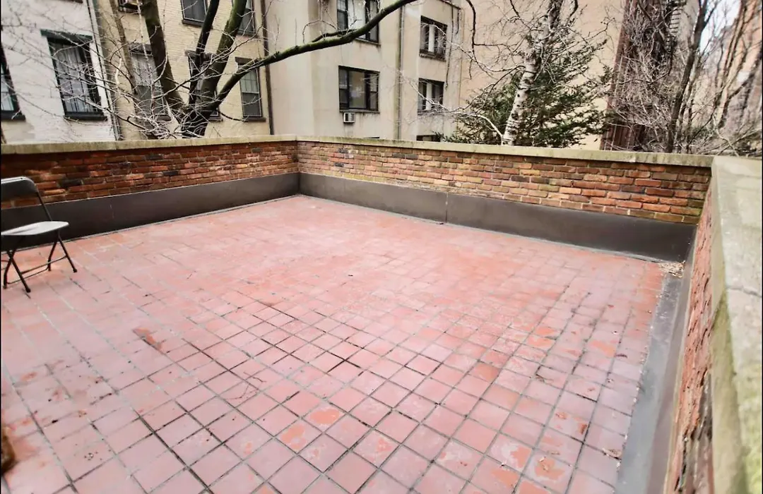 Luxury Villa In The Heart Of Manhattan-1