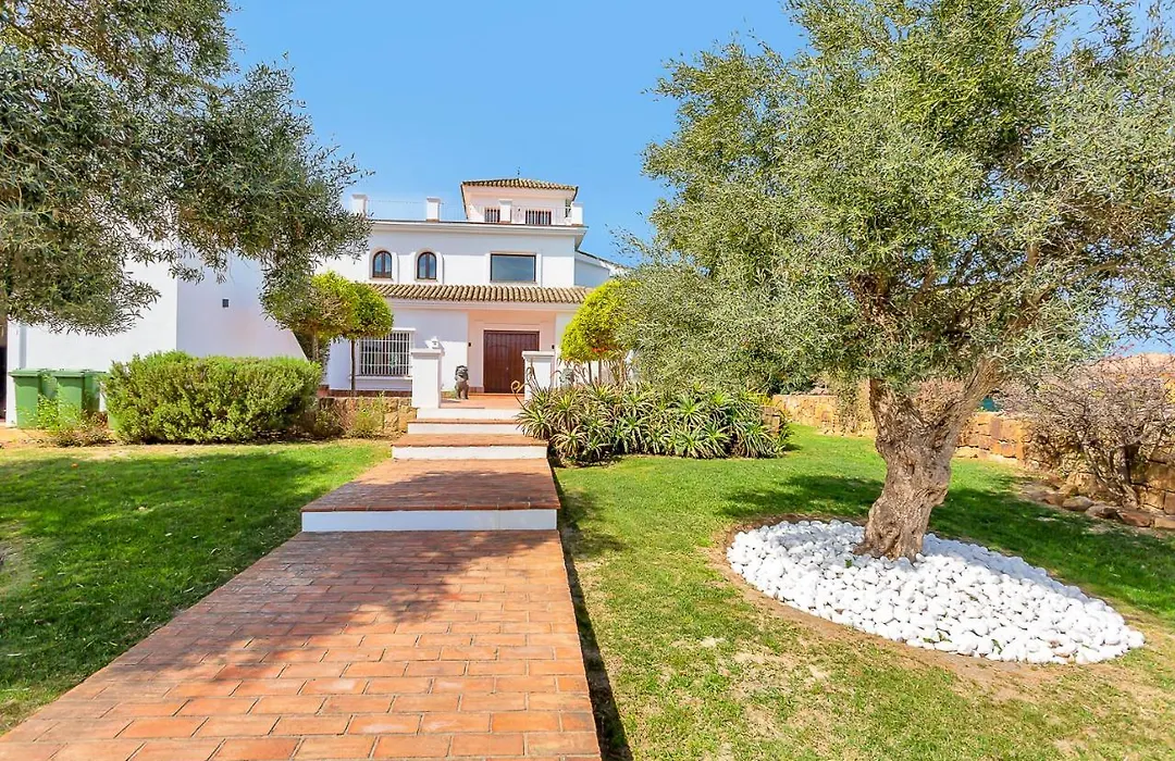Yolo Spaces - Sotogrande White House Villa-1