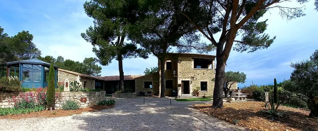 Le Bastion des Papes-1