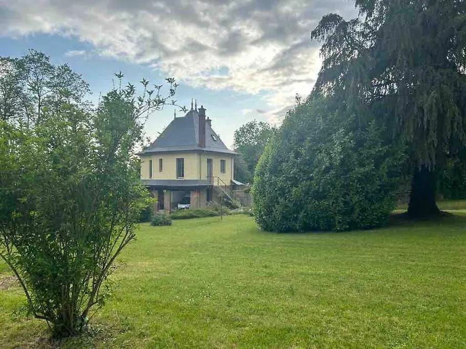 Maison indépendante La Quietas sur les hauteurs de SEDAN-1