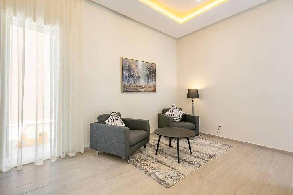Villa Mima, Lux, Billard, Jeux, Cuisiniere , Piscine Chauffee,-1