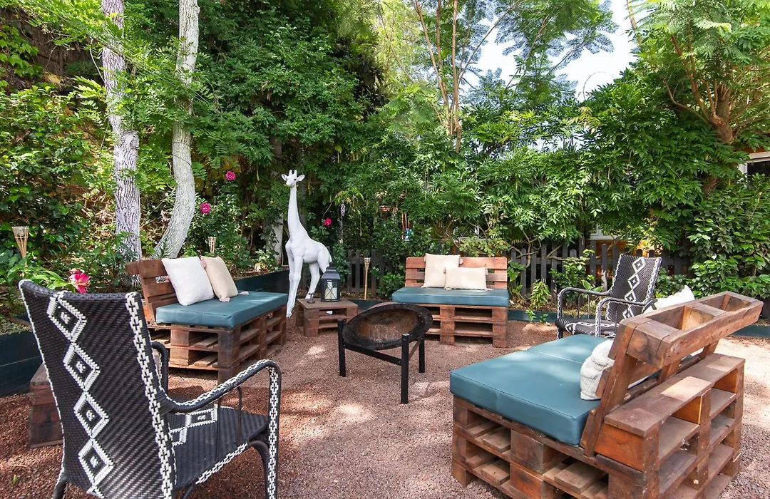 Karibu Lodge-1