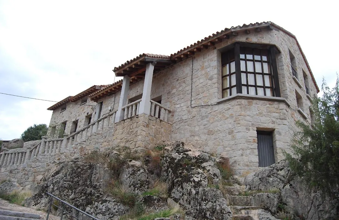 Alojamientos El Castillo-1