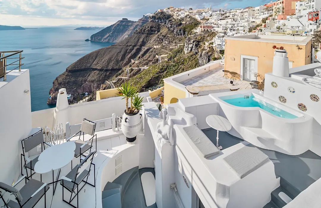Trieris Villa & Suites-1