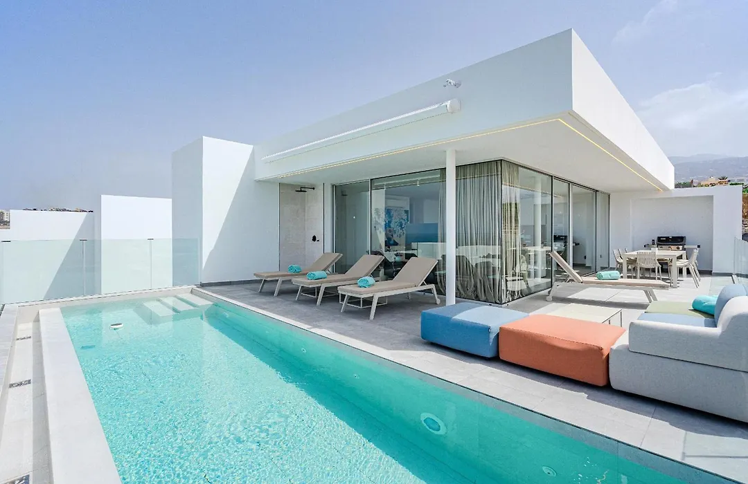Villa Bellavista - Infinity Heated Pool, Panoramic Views And Bbq-1