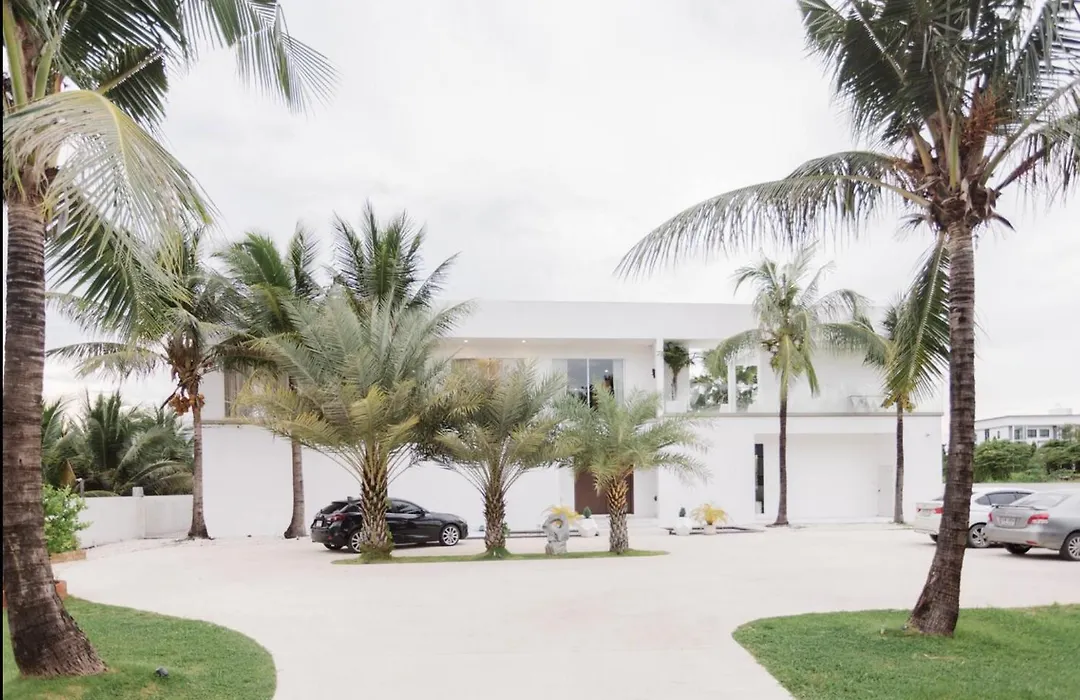 Palm Villa - Award Winning Modern Luxury & Exclusive Villa-1