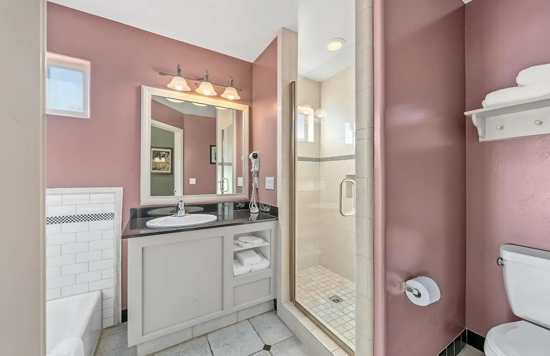 Cambria Pines Lodge-1