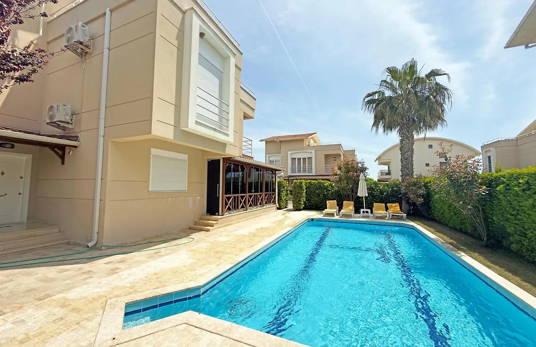 Paradise Town Villa Beltania-1