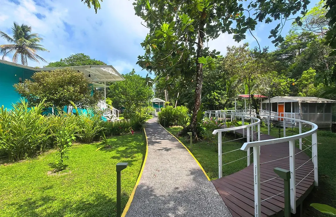 Tortuga Lodge & Gardens By Boeena-1