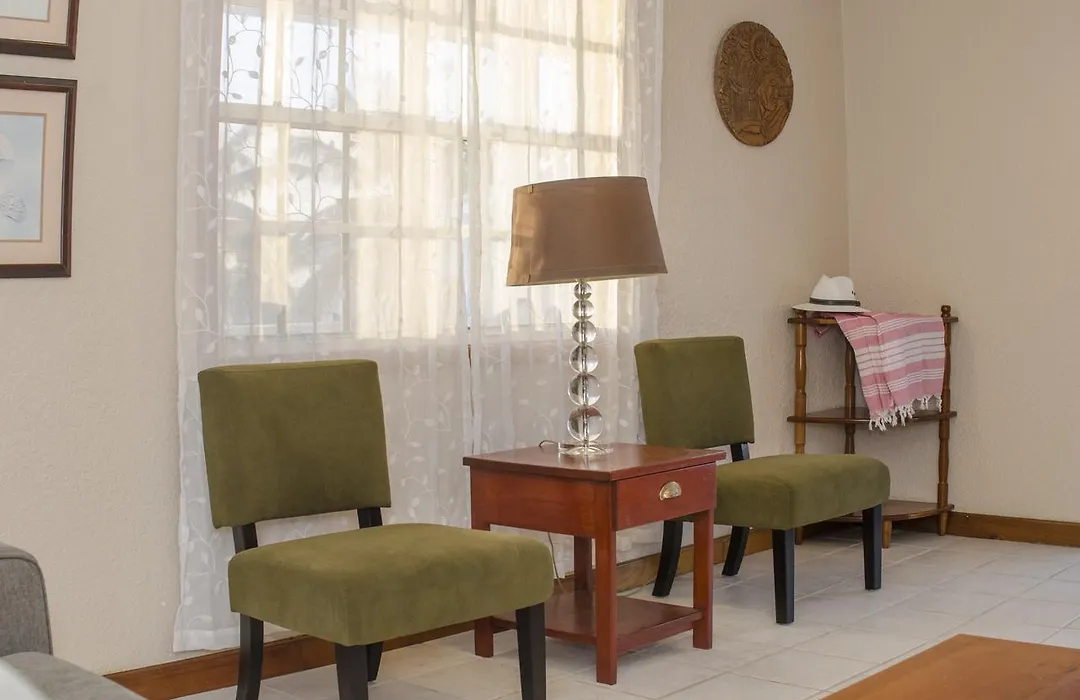 Casa Brisa Guest House-1