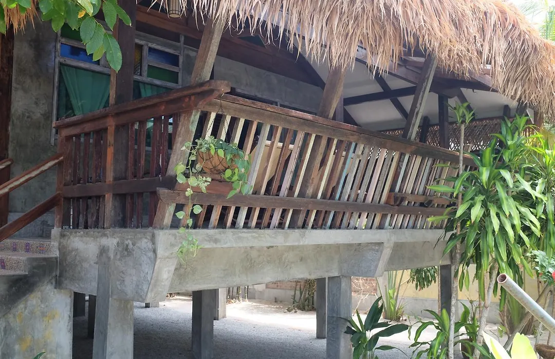Panji Panji Tropical Wooden Home-1