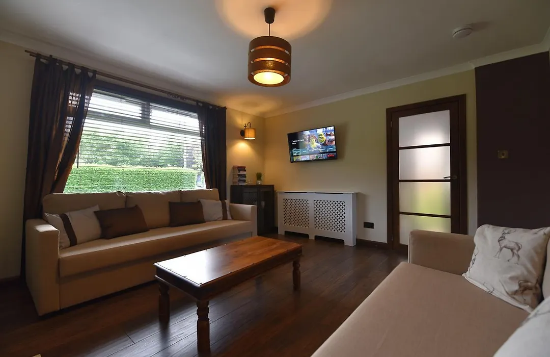Lasswade Road House-1