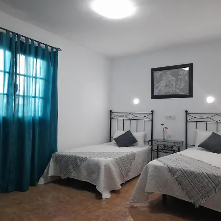 Apartamentos Carlota-3