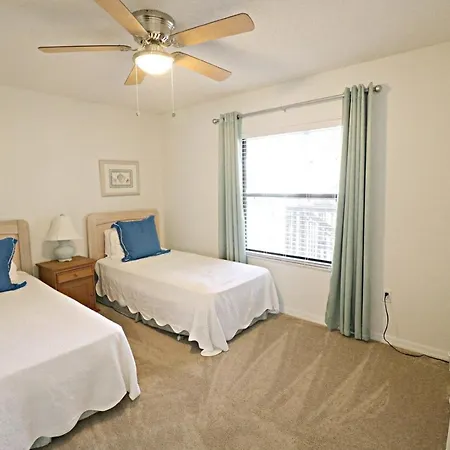Ocean Village Club F22-2