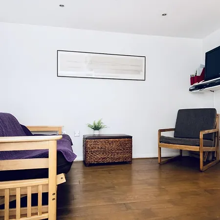 Mews House-2