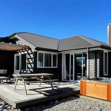 Annandale Lodge-3
