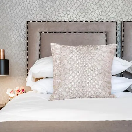Grand Kensington Room Great Stop For London-2