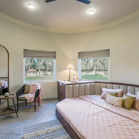 Stayvista'S Mystic Castle With Terrace, Swimming Pool, Lawn With Gazebo-3