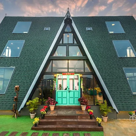 Saffronstays A Vantage, Panchgani - A Pyramid Shaped Unique Luxury Villa With Infinity Valley Views-3