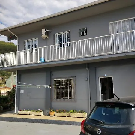 Residencial Lena a 300 metros da praia-3