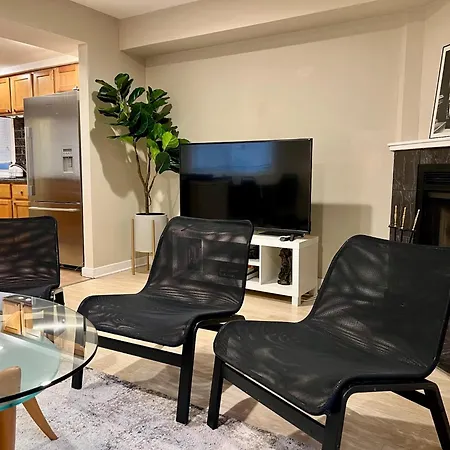 Designer Themed 4 Bedroom In Best Location With Patio And Fireplace-3