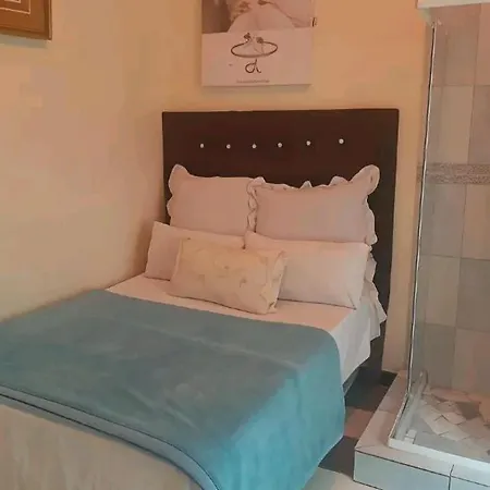 Valley Center Guest Lodge-2