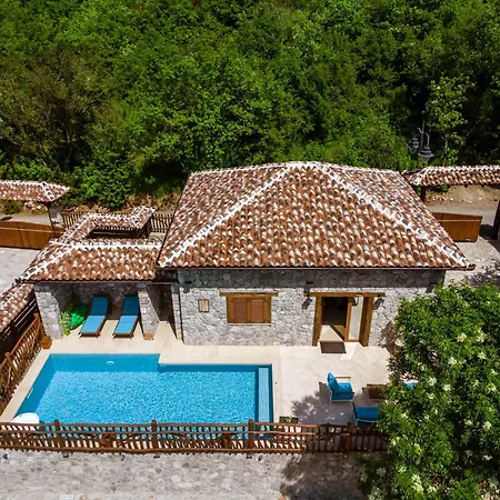 Carevic Resort & Villas-3