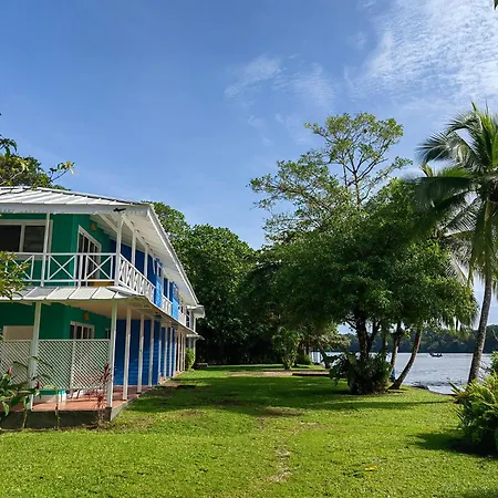 Tortuga Lodge & Gardens By Boeena-3