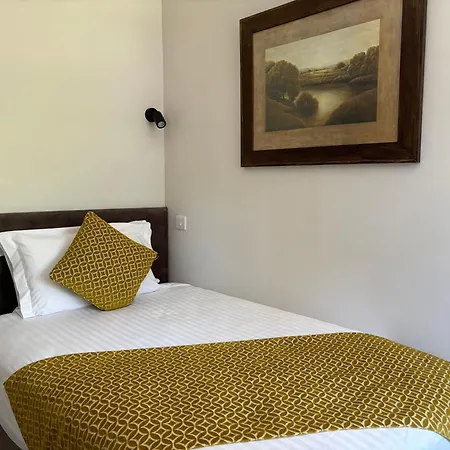 Hatherley Manor Hotel & Spa-3