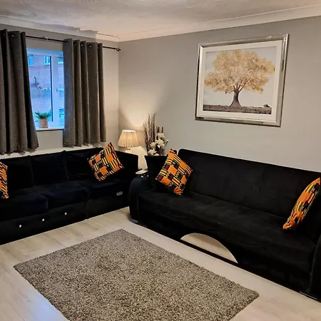 London Excel 3Bed House Sleeps 6 - Car Park For 2-2