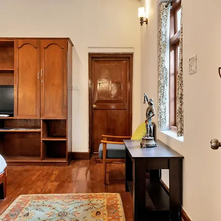 Saffronstays Milton Abbott Estate - 2Br Colonial-Era Bungalow With Garden, Golf Course Views & Bonfire Nights Near Ooty Golf Club-2