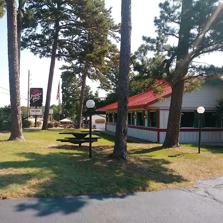 Traveler'S Inn-2