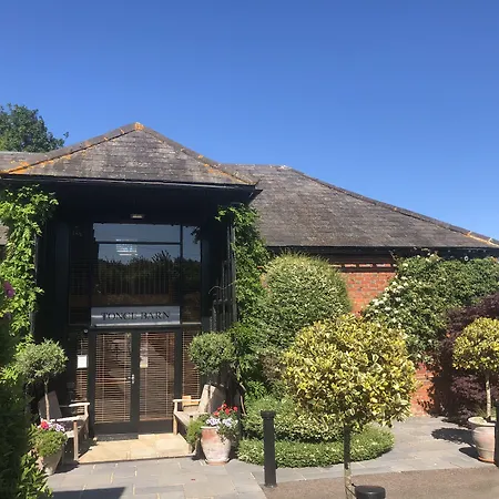Tonge Barn (Adults Only)-3