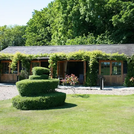 Tonge Barn (Adults Only)-2