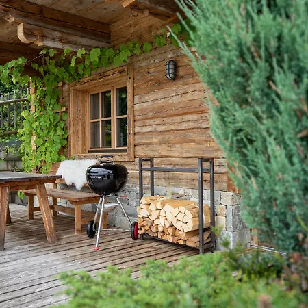 Lisa-Chalets-2