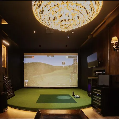 Palm Villa - Award Winning Modern Luxury & Exclusive Villa-3