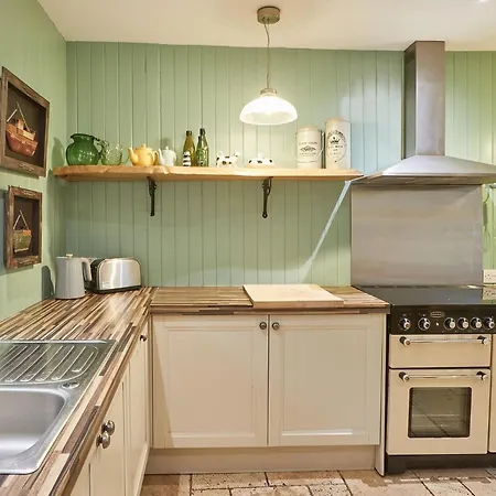 Church Cottage By Coast & Country Stays-2
