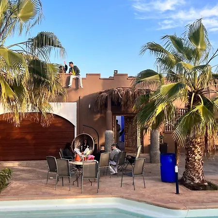 Maison D Hotes Bungalow Villa Hammam Bien-Etre Et Piscine-3