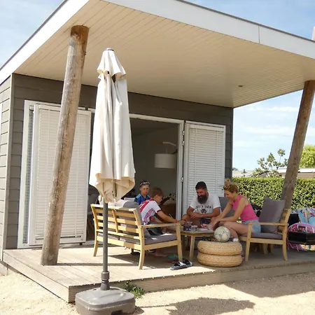 Zonneweelde, Vakantie aan Zee-2