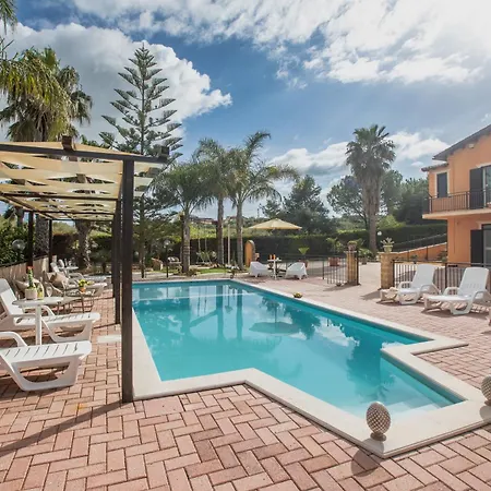 Villa Gioiosa Vacation In Sicily With Private Fenced Pool & Hydro-Massage-2