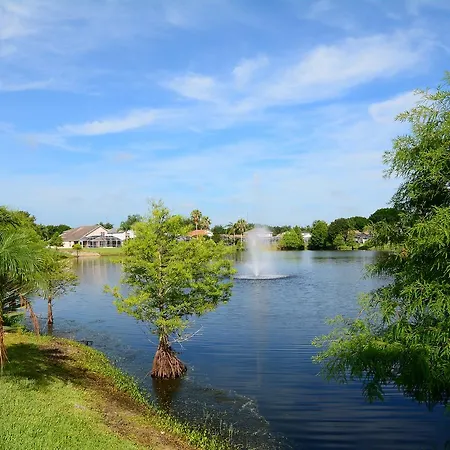 Mickey'S Lake Villa-2