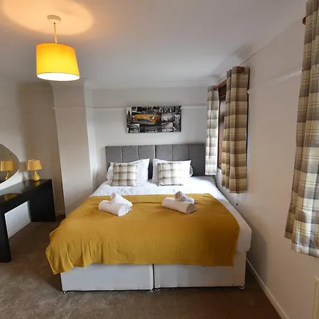 Lasswade Road House-3